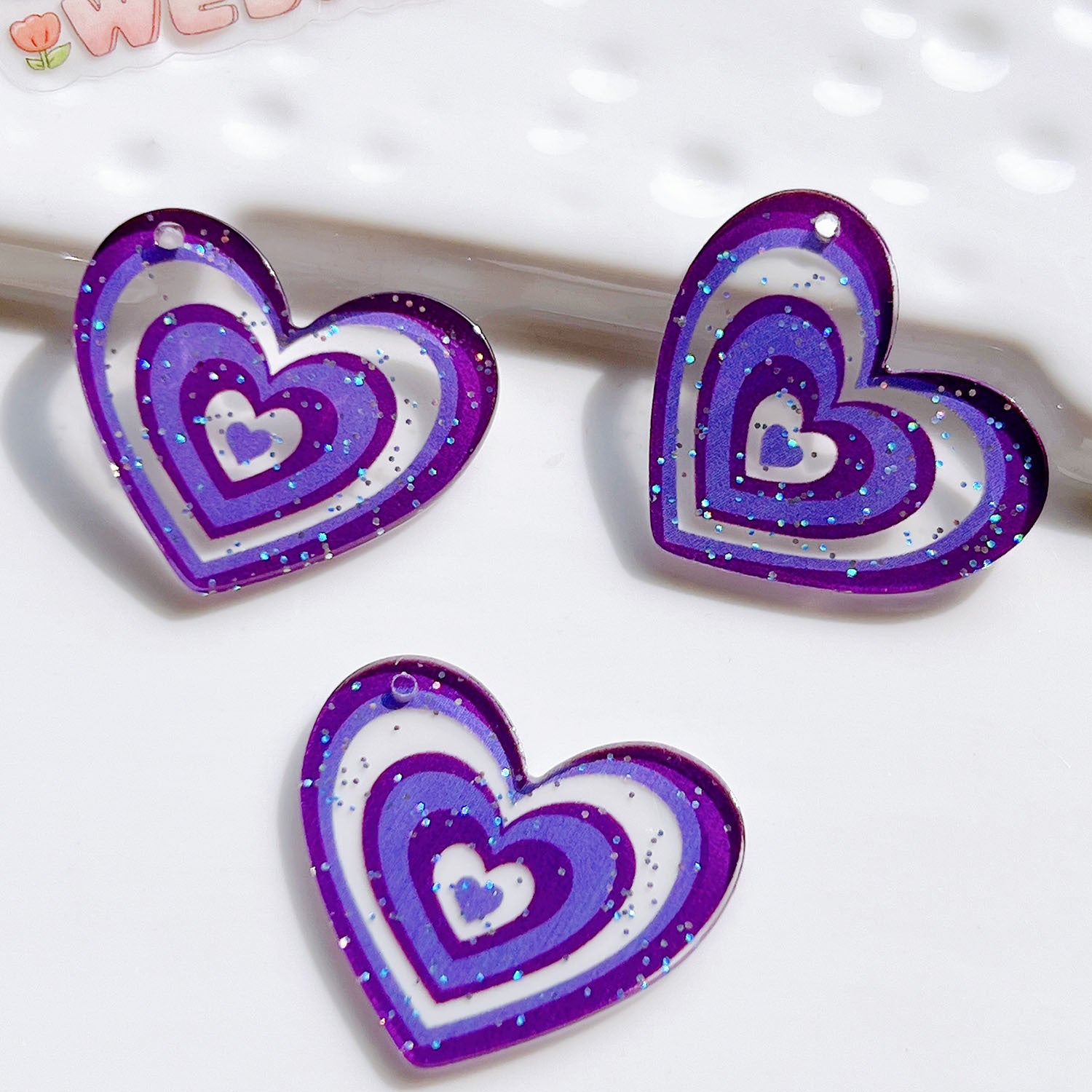 Wholesale 5pcs Acrylic Heart Accessories FlatBack with Holes